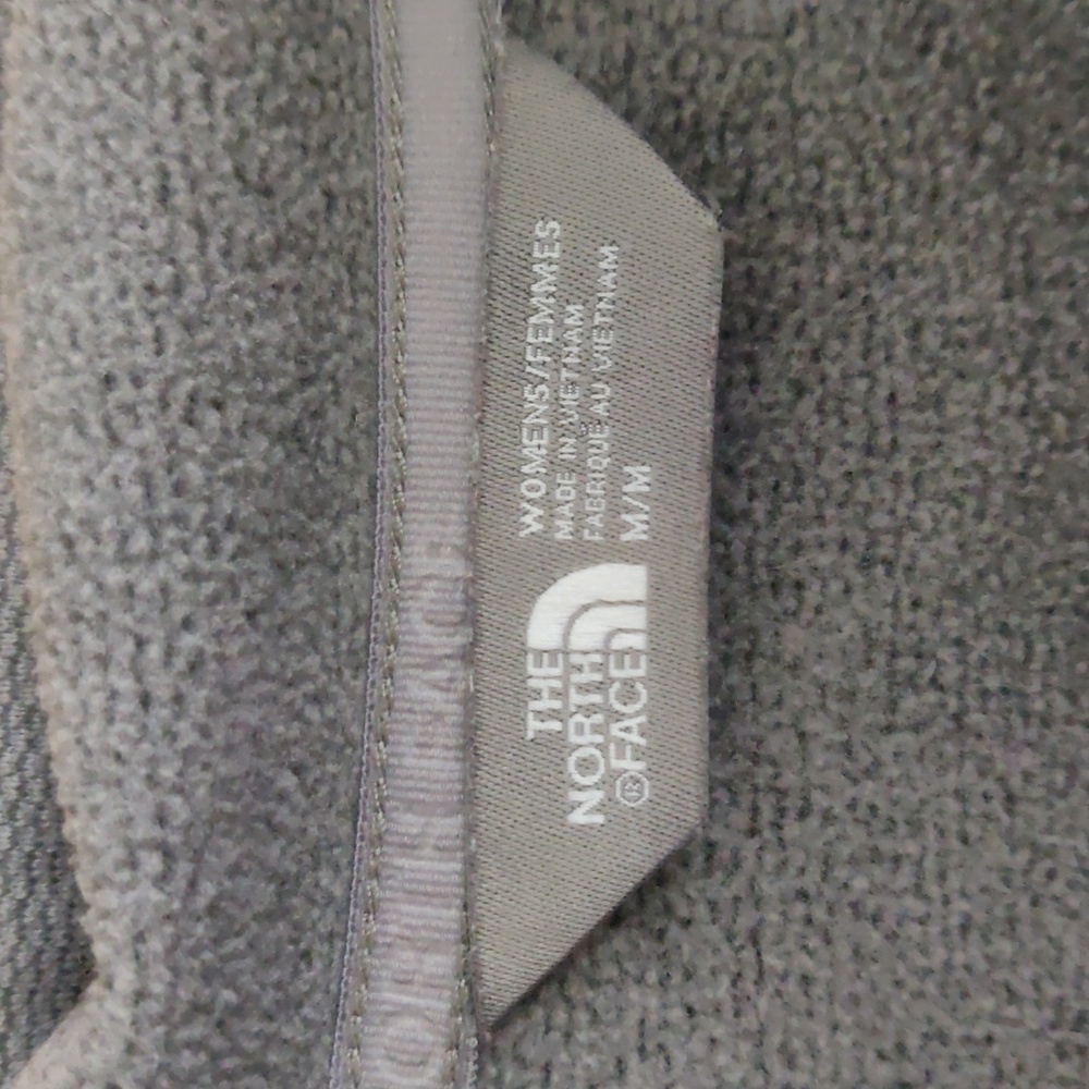 The North Face pullover with hood - Picture 3 of 4
